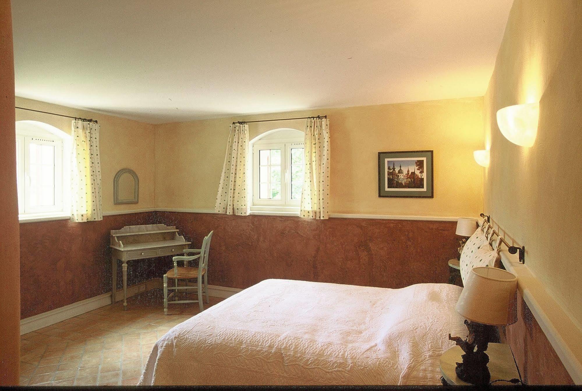 Une Campagne En Provence Bras Exterior photo